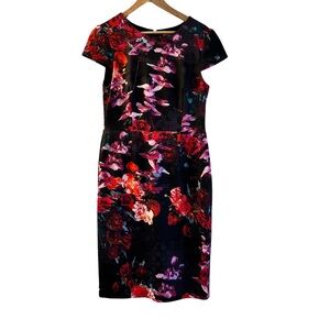 BETSEY JOHNSON black sheath dress, red/pink flowers, cap sleeves, back zip 8 EUC